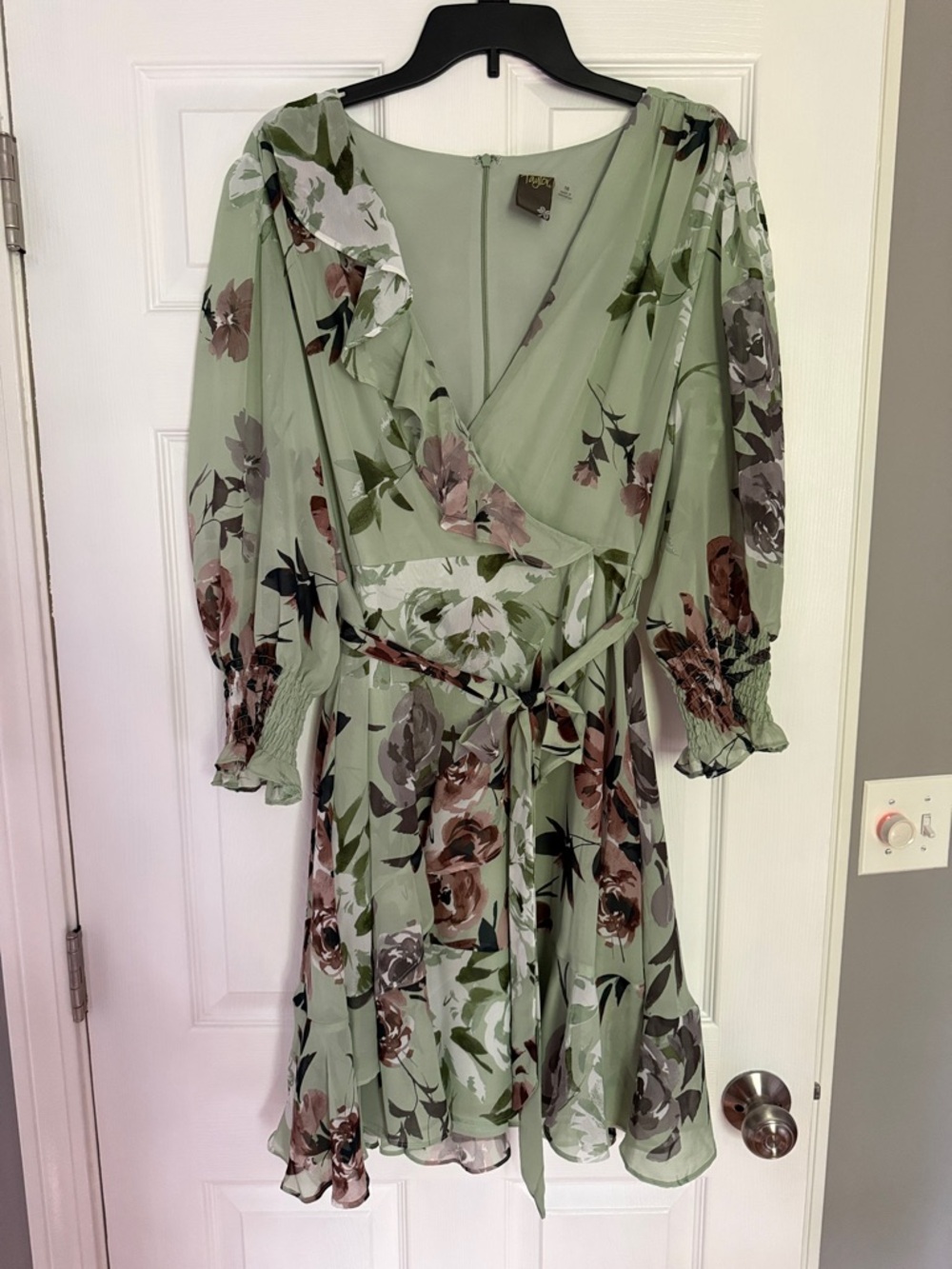 Floral Dress in Sage Green